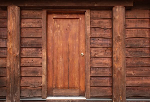 Cost of Log Cabin Siding Installation in Trenton